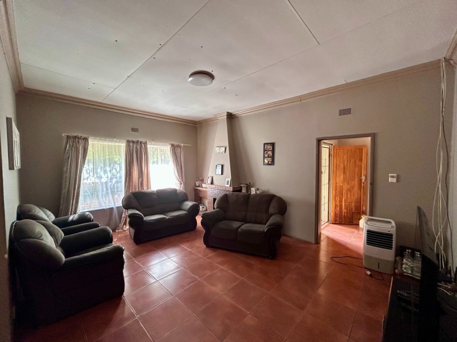 4 Bedroom Property for Sale in Wilkeville North West